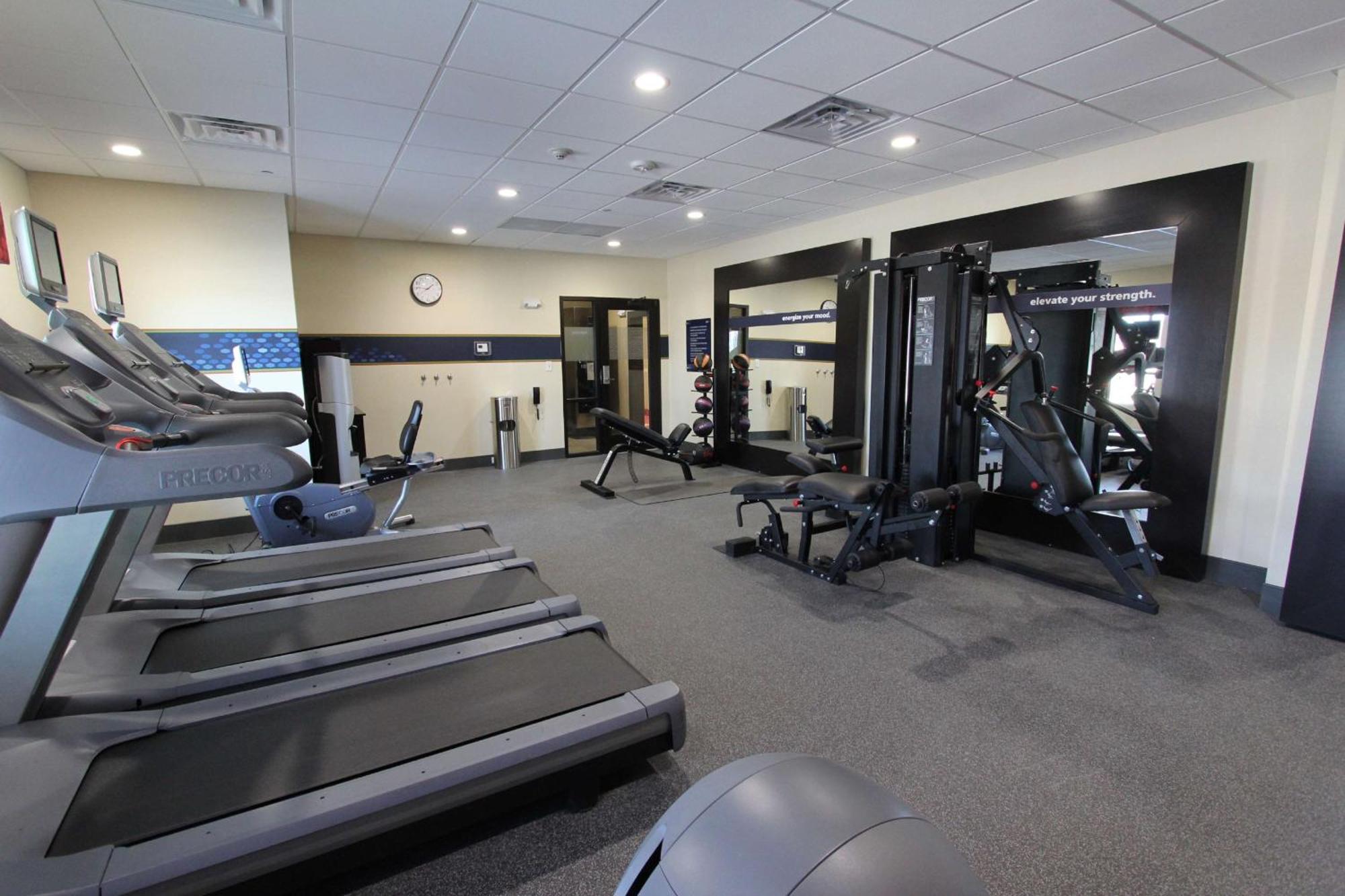Hampton Inn & Suites Dallas Market Center Eksteriør billede